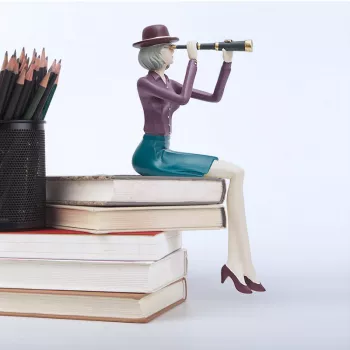 Most Iconic Female Book Characters: Heroines Readers Love
